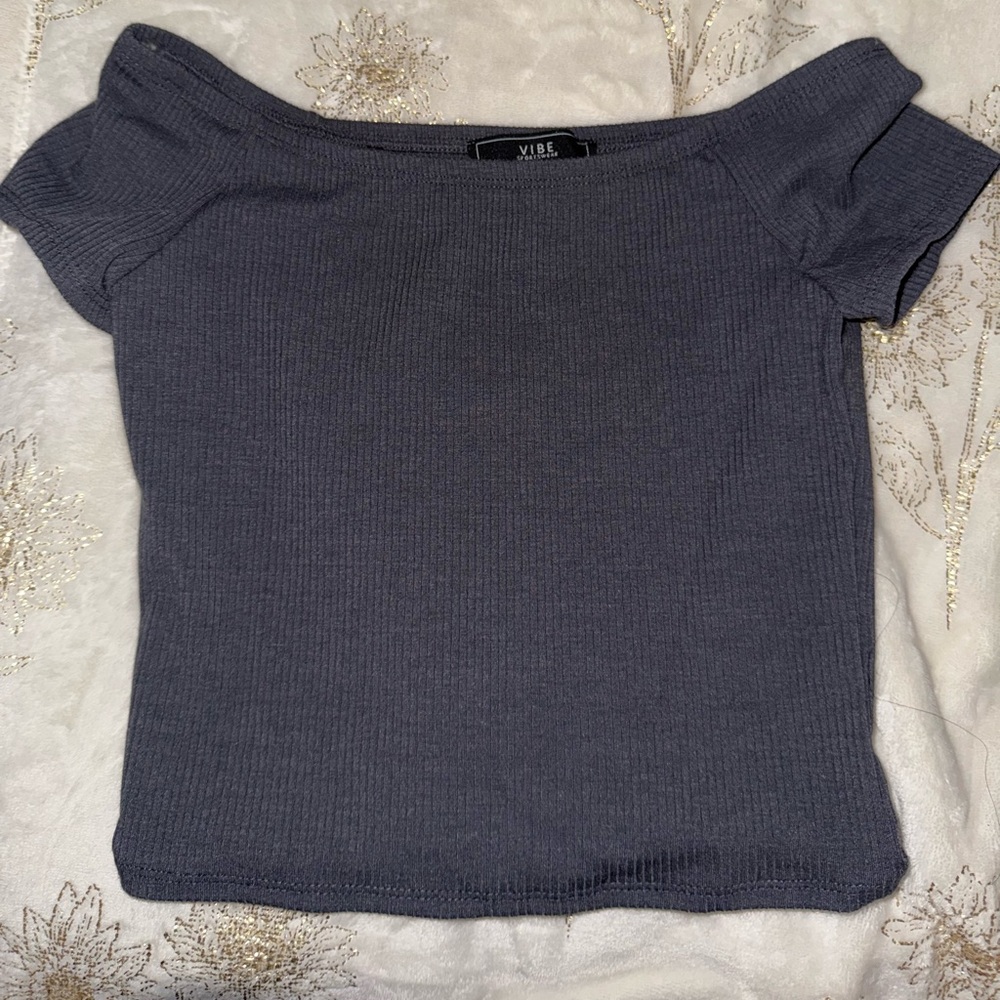 Vibe Gray Fitted Off-Shoulder Crop Top